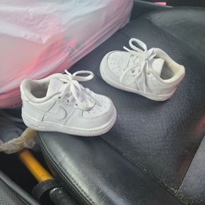 Toddler sneakers